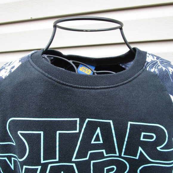 Star Wars Sweatshirt Size Small - Picture 3 of 11